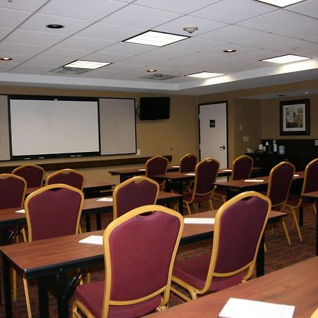 Hampton Inn&Suites Peru Bagian luar foto