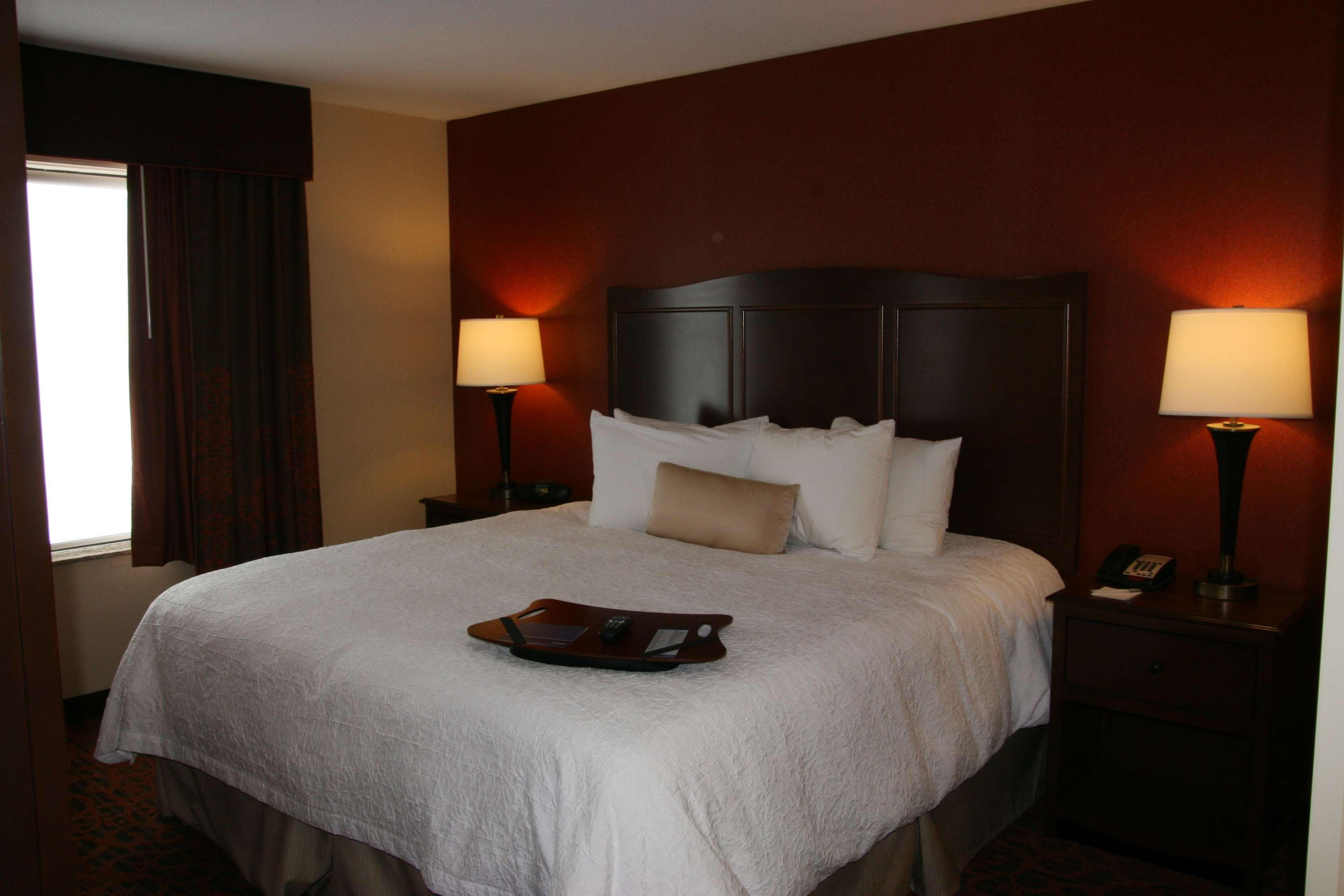 Hampton Inn&Suites Peru Ruang foto