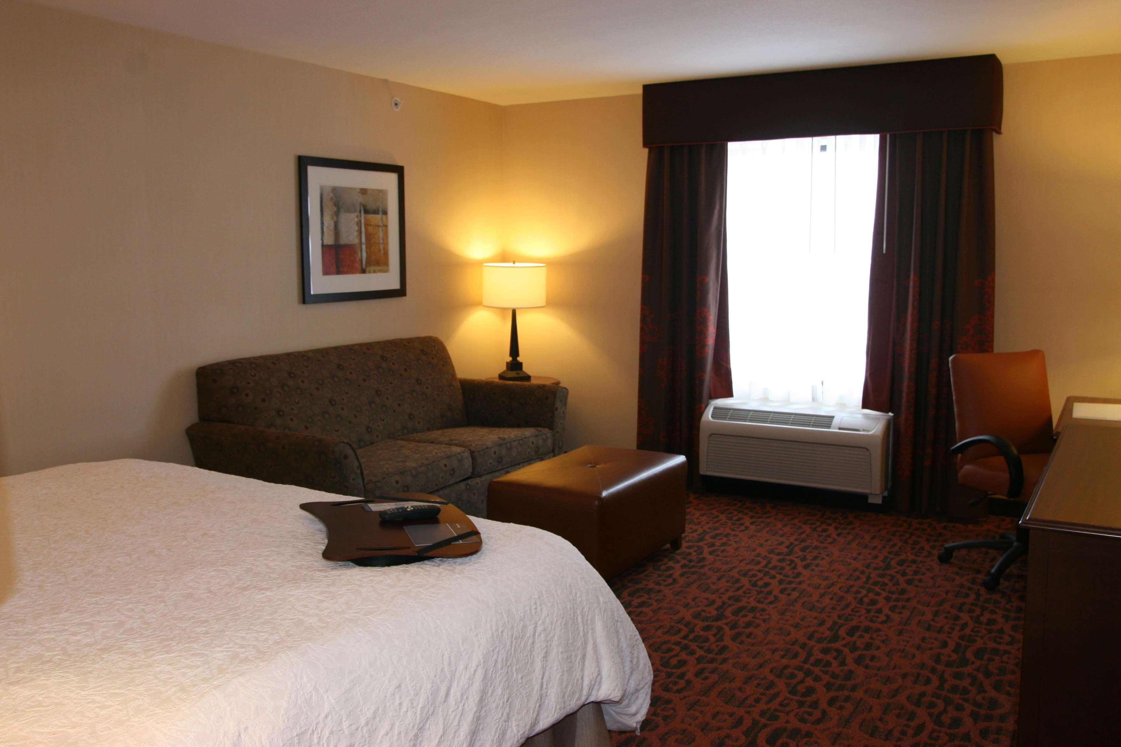 Hampton Inn&Suites Peru Ruang foto