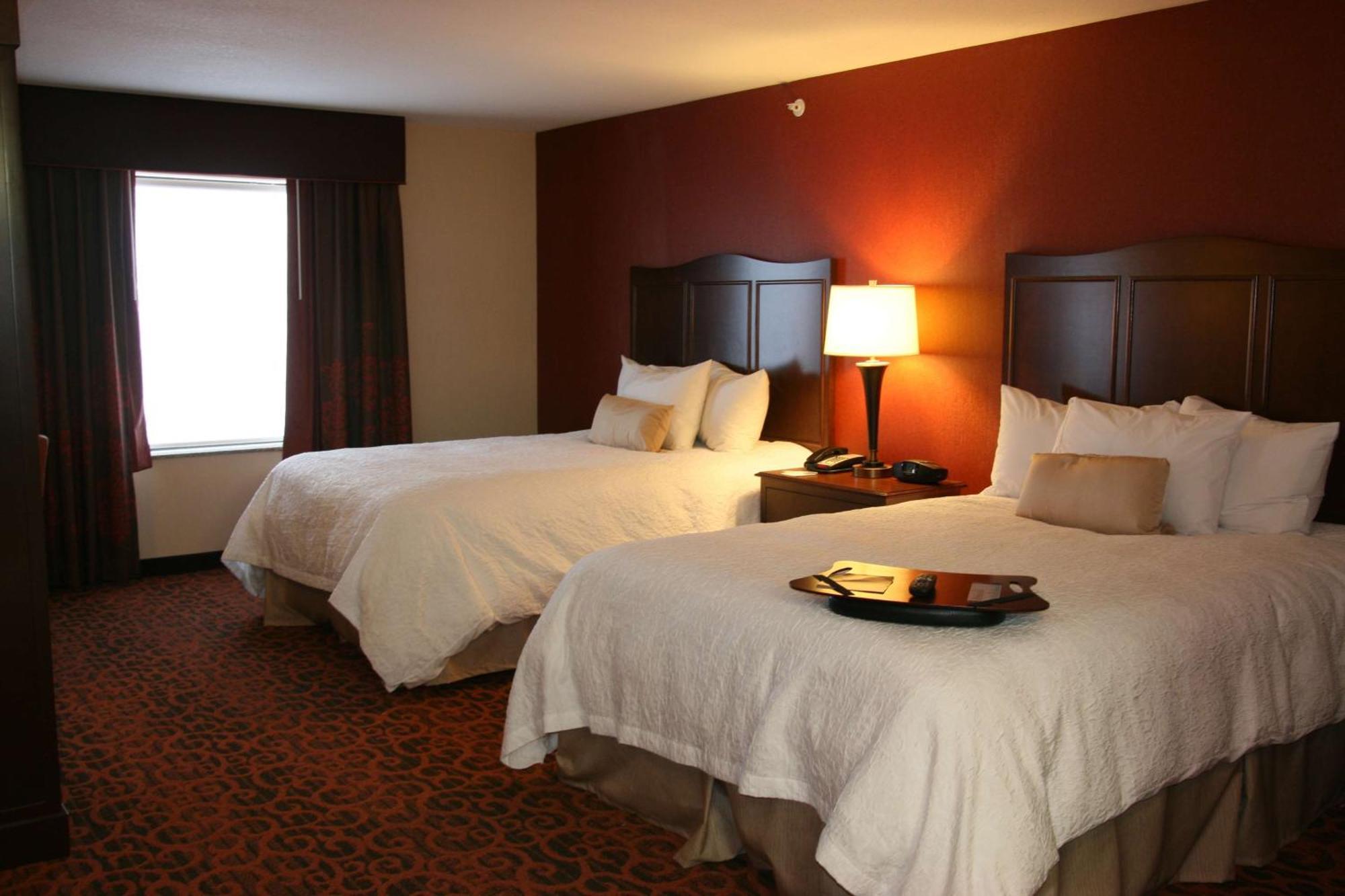 Hampton Inn&Suites Peru Bagian luar foto