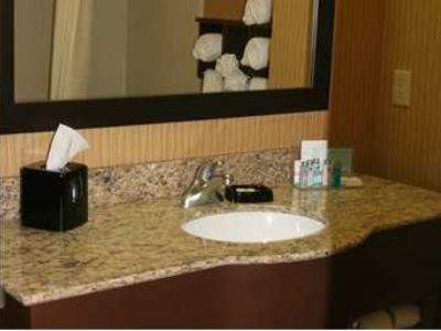 Hampton Inn&Suites Peru Bagian luar foto